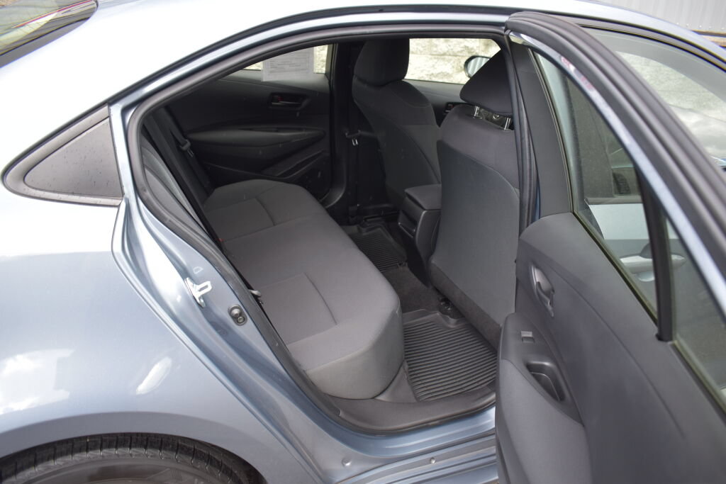 Certified 2022 Toyota Corolla LE FWD image 23