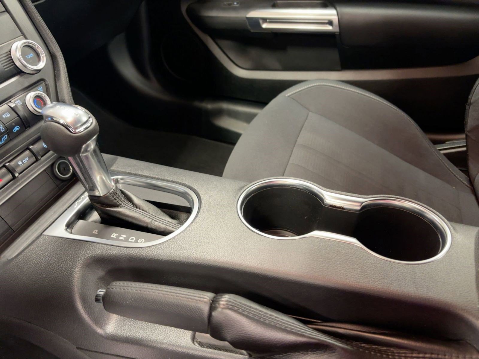 Used 2023 Ford Mustang EcoBoost image 25