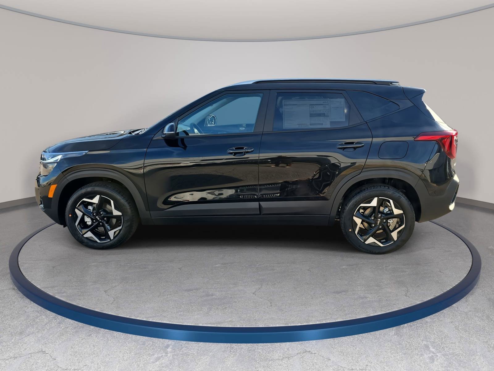 New 2026 Kia Seltos S FWD image 8
