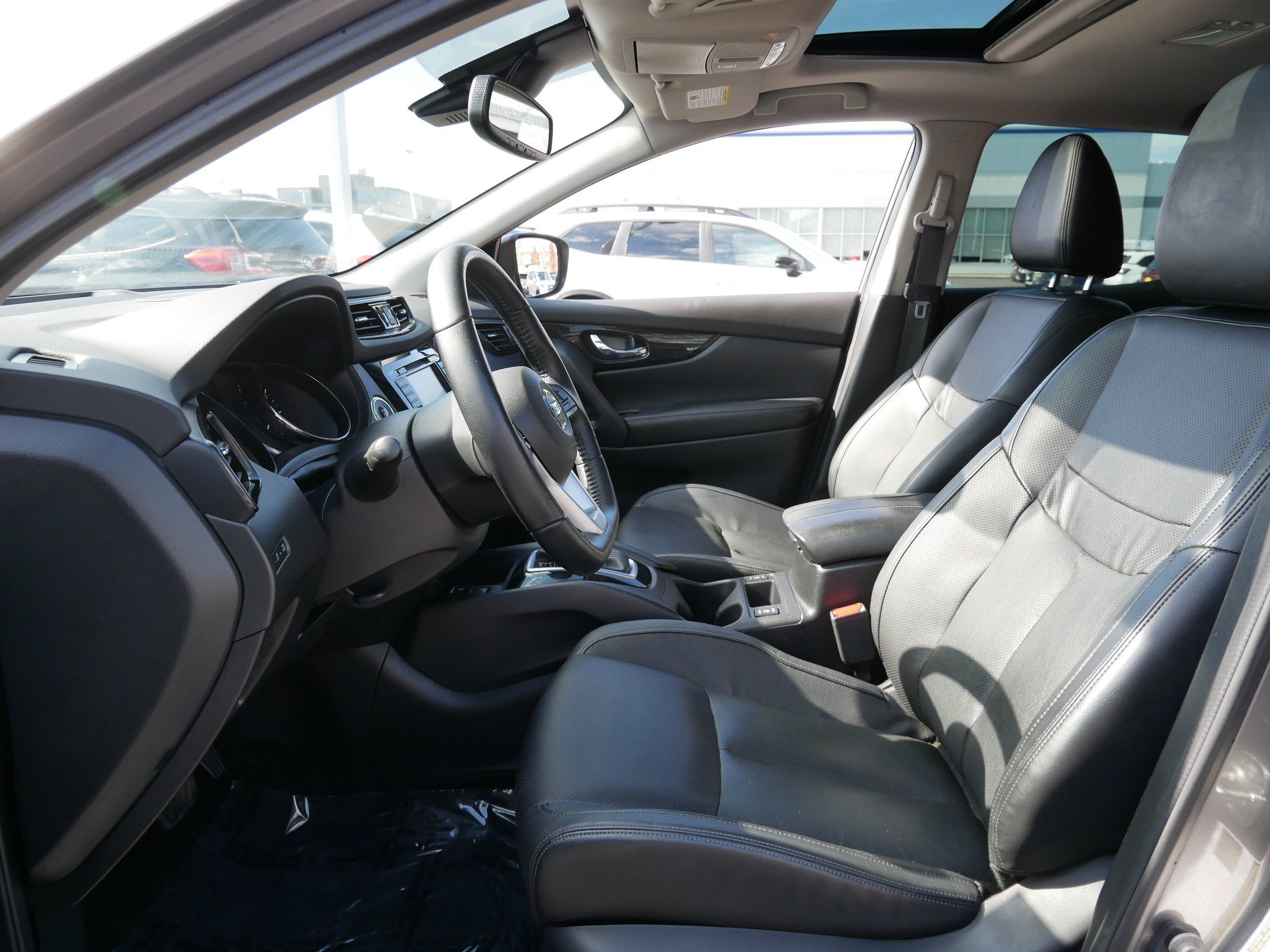 Used 2022 Nissan Rogue Sport SL w/ Premium Package AWD/4WD image 21