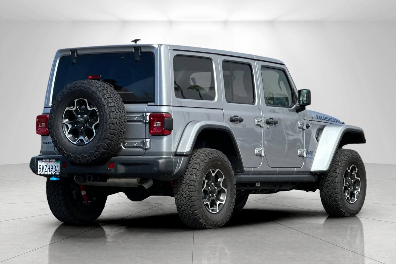 Used 2021 Jeep Wrangler Unlimited Rubicon 4xe w/ Steel Bumper Group AWD/4WD image 3