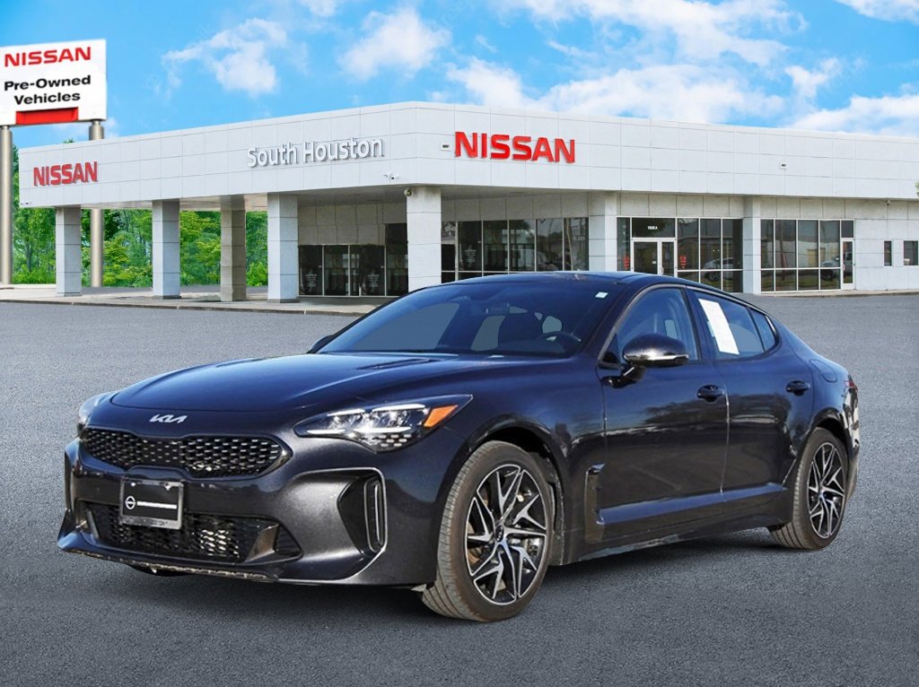 Used 2023 Kia Stinger GT-Line w/ Sun & Sound Package image 2