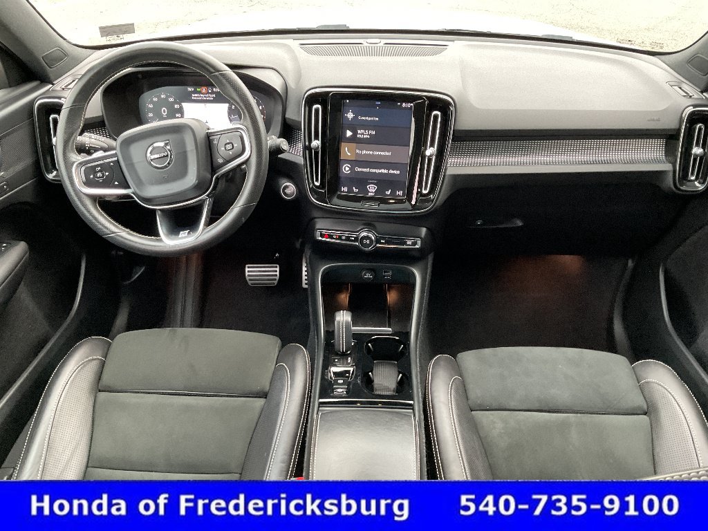 Used 2020 Volvo XC40 T5 R-Design AWD/4WD image 43