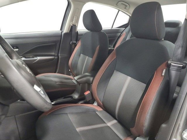 Used 2024 Nissan Versa SR image 20