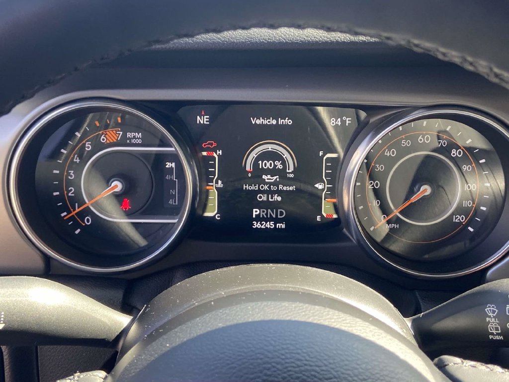 Used 2021 Jeep Wrangler Sport AWD/4WD image 37