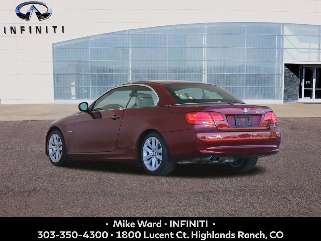 Used 2011 BMW 328i Convertible image 3
