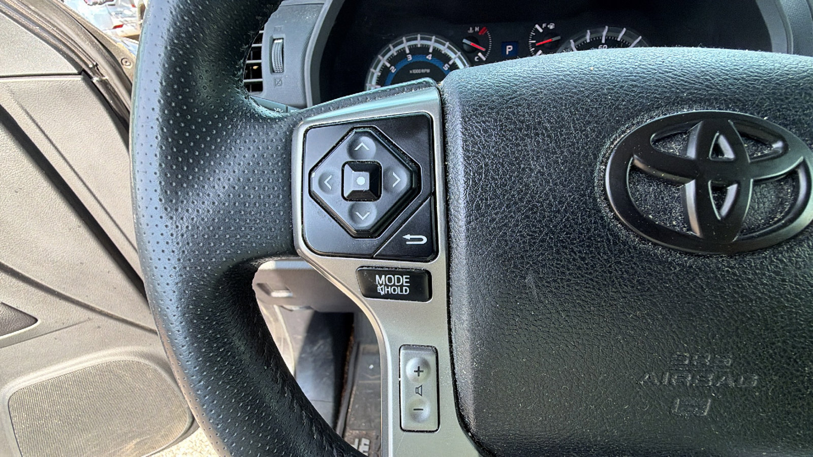 Used 2016 Toyota 4Runner SR5 Premium RWD image 30