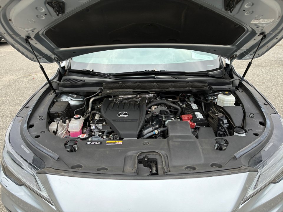 Used 2023 Lexus RX 350 F Sport w/ Cold Area Package AWD/4WD image 20