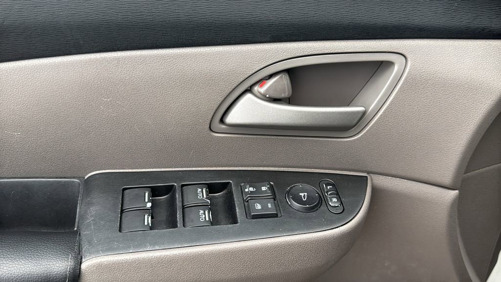 Used 2013 Honda Odyssey EX-L image 13