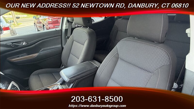 Used 2020 GMC Acadia SLE w/ Driver Convenience Package AWD/4WD image 10