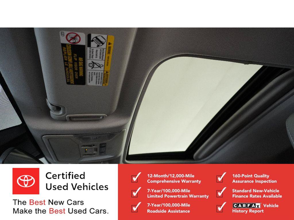 Used 2021 Toyota RAV4 XLE Premium FWD image 26