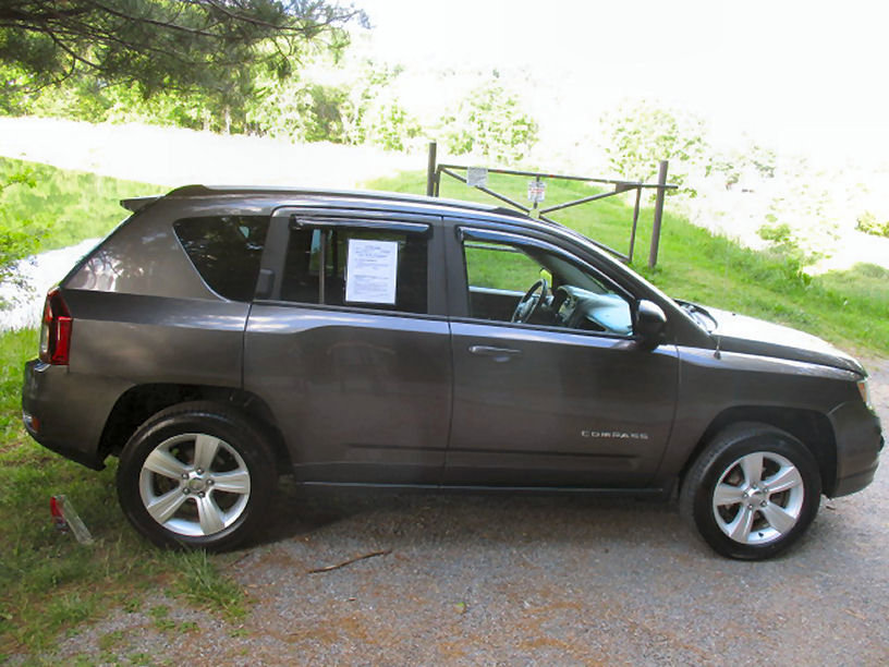 Used 2016 Jeep Compass Sport w/ Power Value Group AWD/4WD image 4
