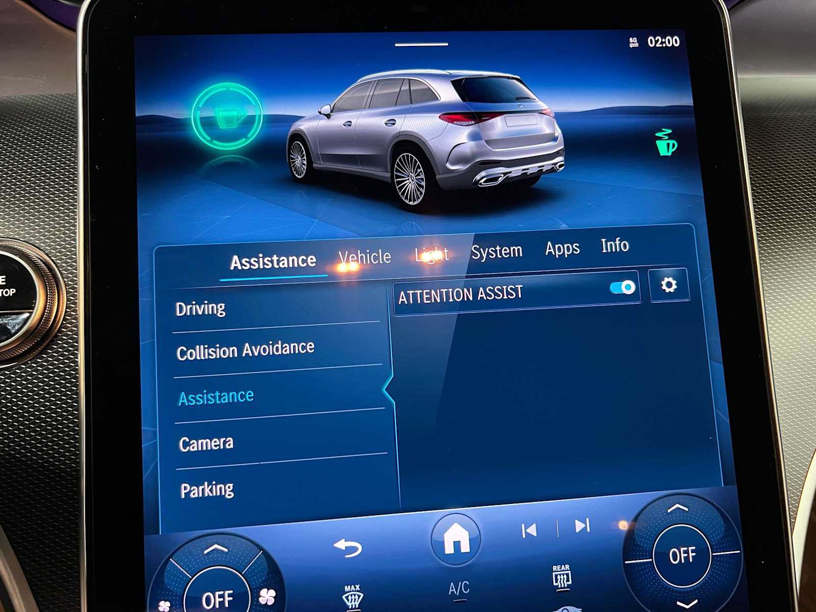 Used 2026 Mercedes-Benz GLC 300 4MATIC image 40
