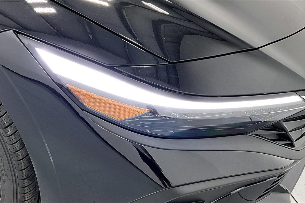 New 2026 Hyundai Elantra SEL Sport Premium FWD image 25