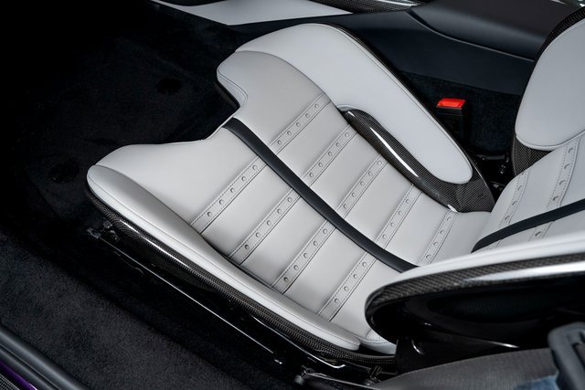 Used 2024 Ferrari 296 GTS image 23