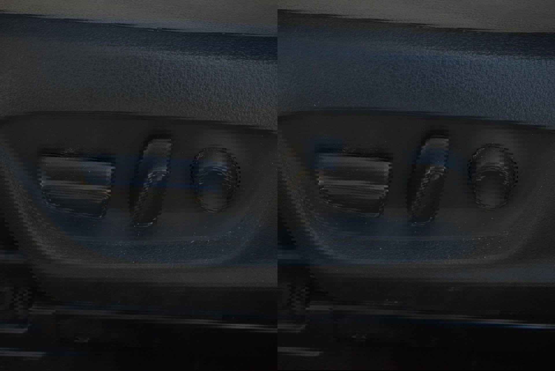 Used 2019 Toyota Avalon XSE w/ All Weather Liner Package image 14