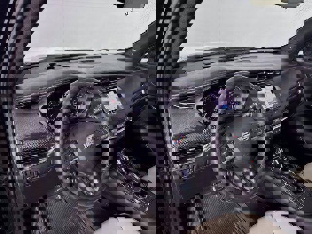 Used 2022 Cadillac XT4 Sport image 9