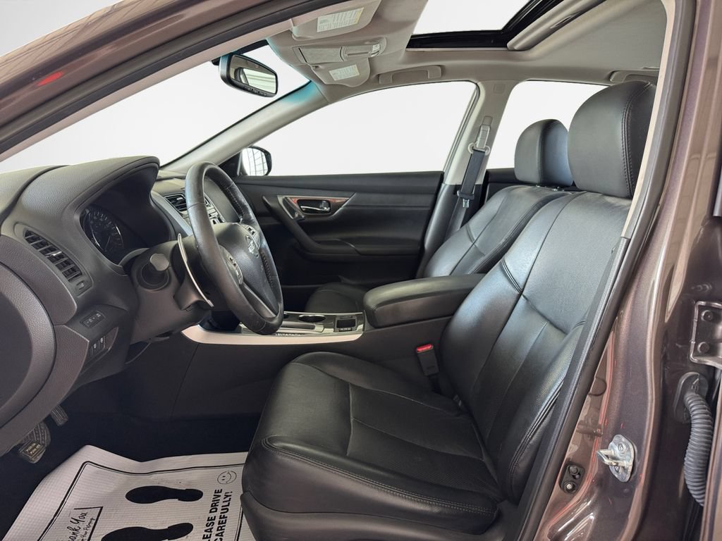 Used 2015 Nissan Altima 3.5 SL FWD image 12