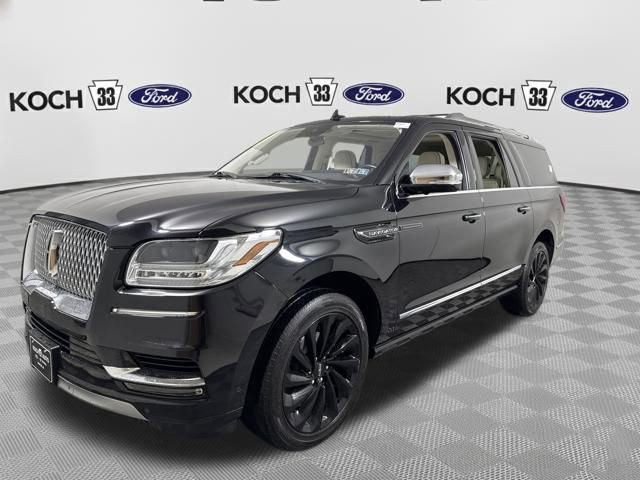 Used 2020 Lincoln Navigator L Black Label w/ Cargo Convenience Package image 3