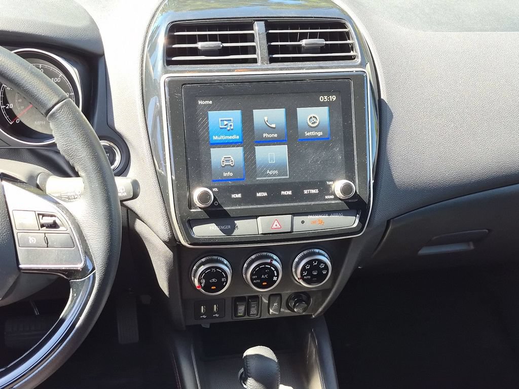 Used 2025 Mitsubishi Outlander Sport SE AWD/4WD image 19