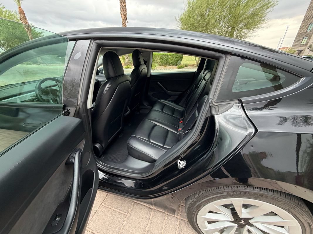 Used 2022 Tesla Model 3 RWD image 11