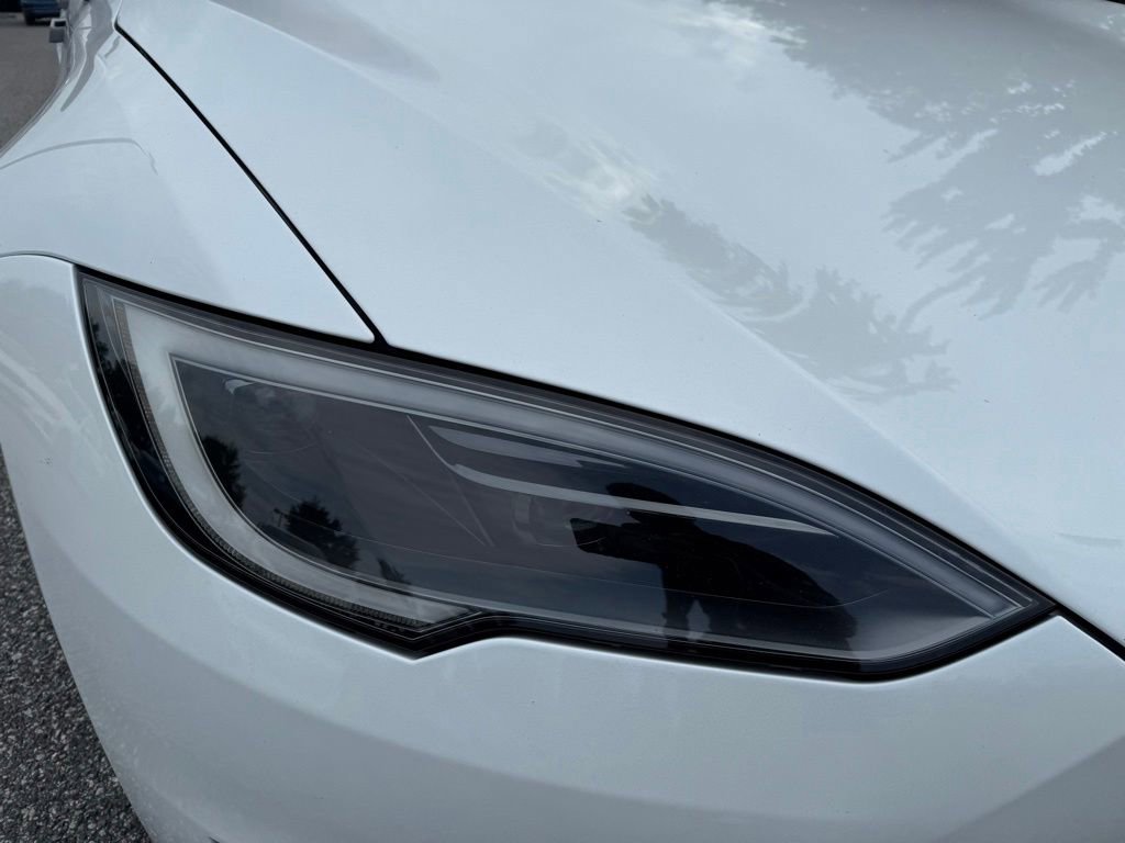 Used 2022 Tesla Model S Plaid AWD/4WD image 4