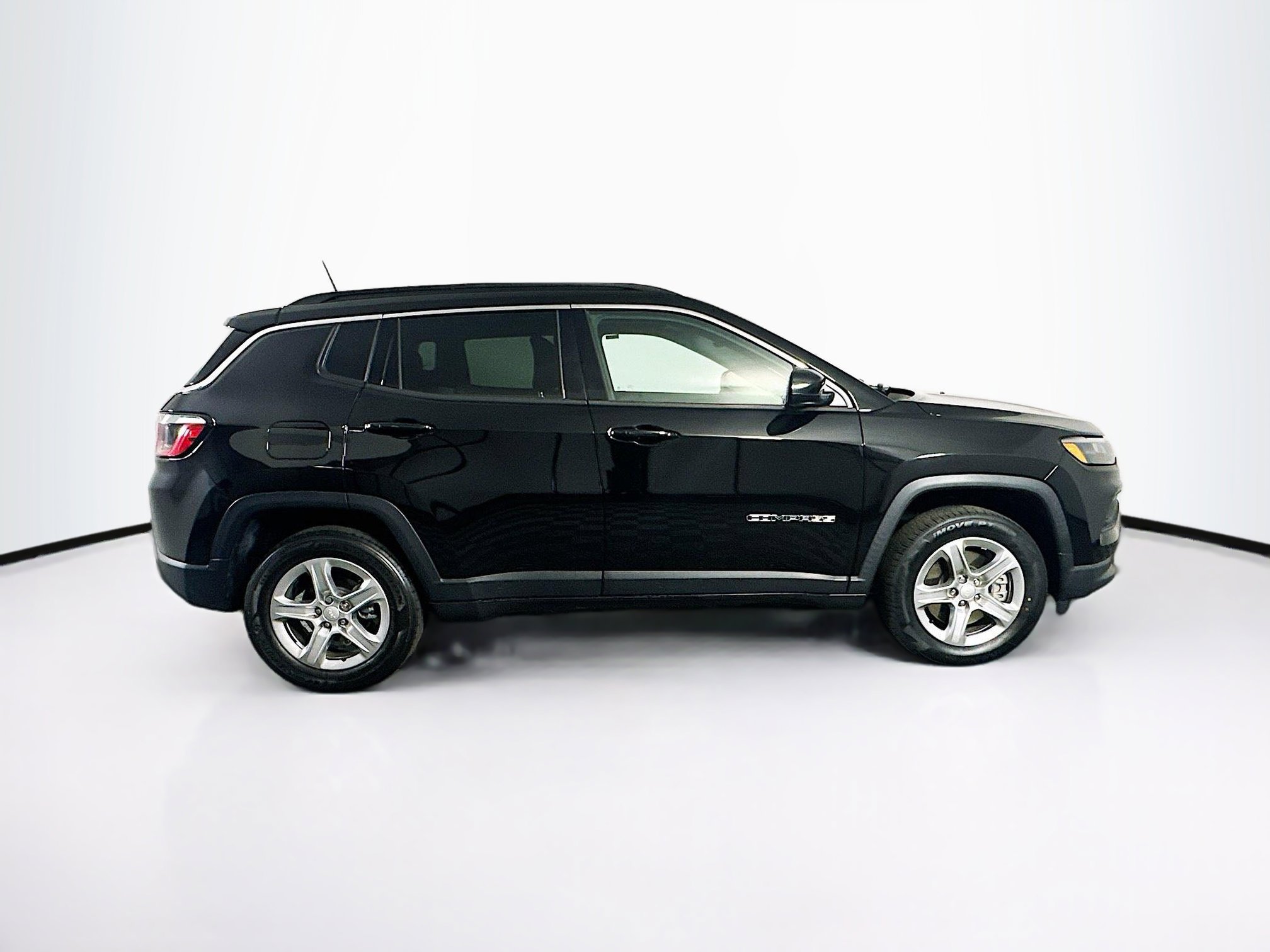 Used 2023 Jeep Compass Latitude w/ Convenience Group AWD/4WD image 10