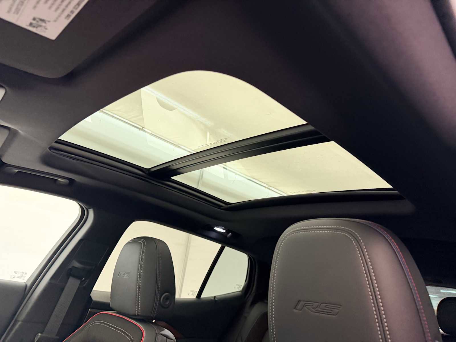 New 2026 Chevrolet Equinox EV RS image 18