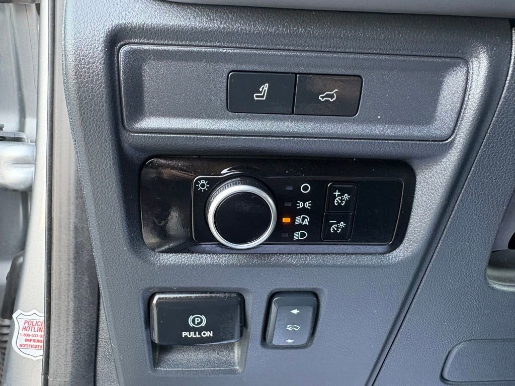 Used 2024 Ford Expedition XLT image 22