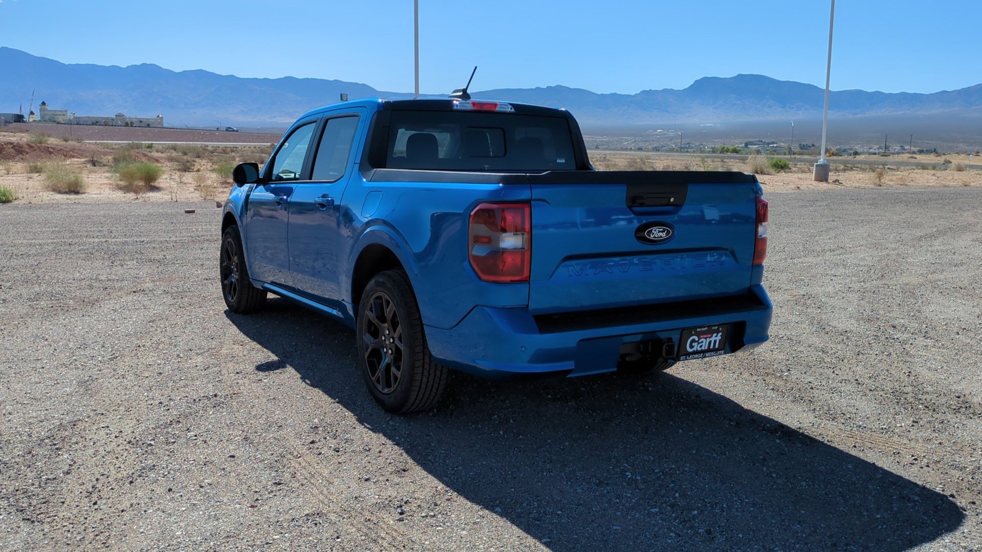 Used 2025 Ford Maverick Lobo AWD/4WD image 6