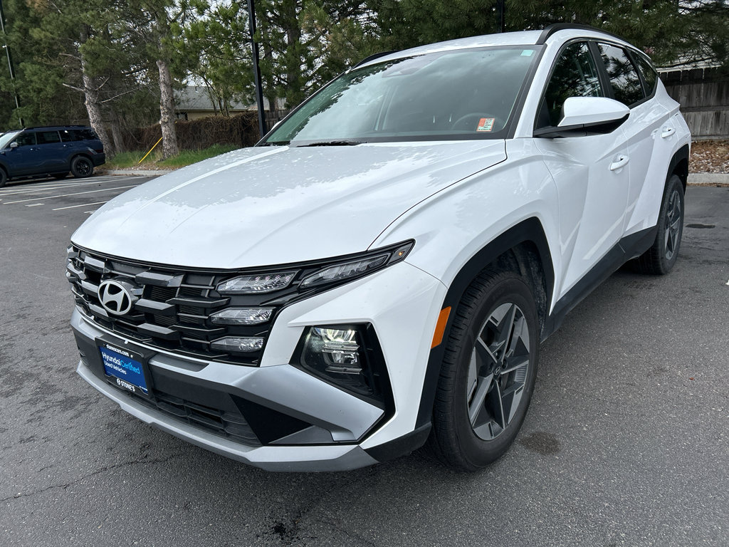 Certified 2025 Hyundai Tucson SEL AWD/4WD image 1