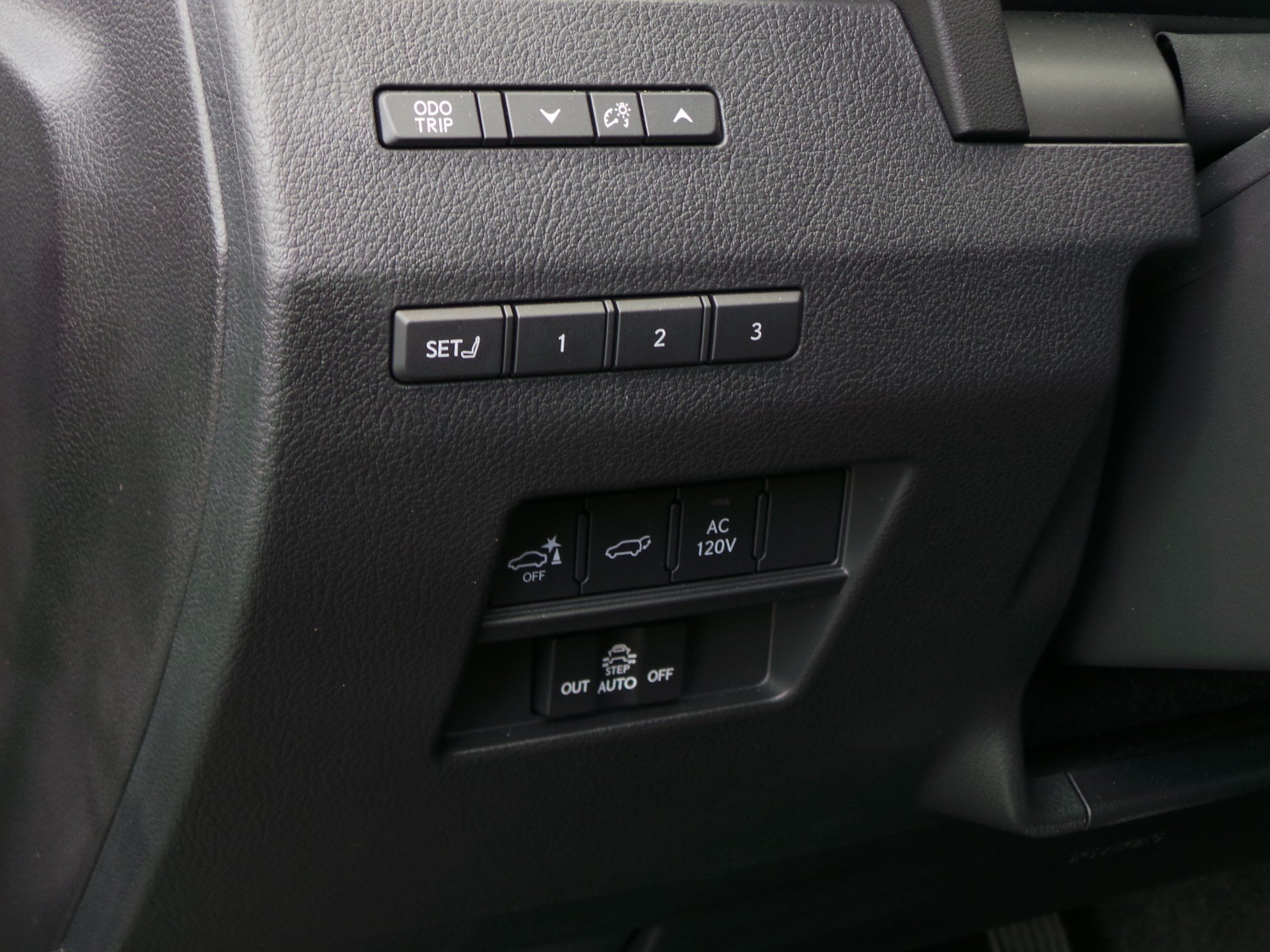 Used 2025 Lexus GX 550 w/ Cold Area Package AWD/4WD image 34