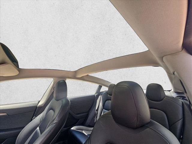 Used 2021 Tesla Model 3 Standard Range Plus RWD image 12