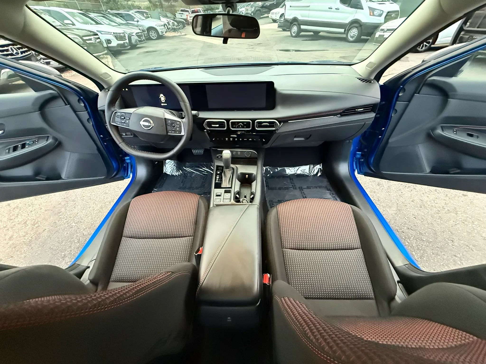 Used 2026 Nissan Sentra SR w/ SR All Weather Package FWD image 16