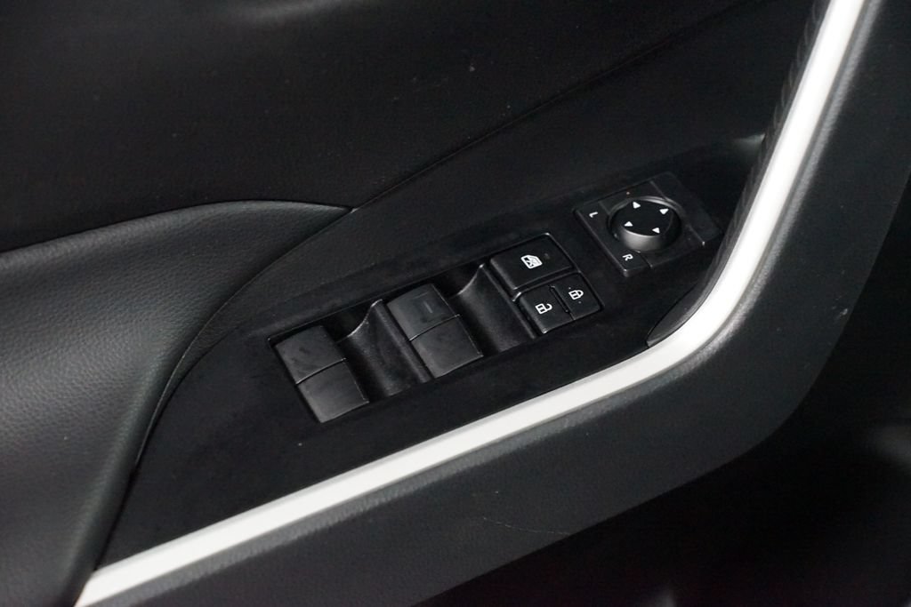 Certified 2025 Toyota RAV4 LE FWD image 30