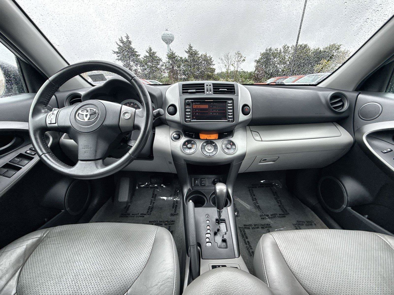 Used 2011 Toyota RAV4 Limited AWD/4WD image 21
