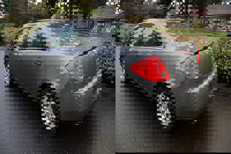 Used 2009 Pontiac G6 GT image 4