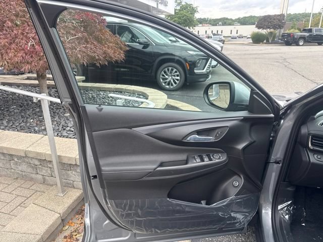 New 2026 Buick Envista Sport Touring w/ Convenience I Package FWD image 9