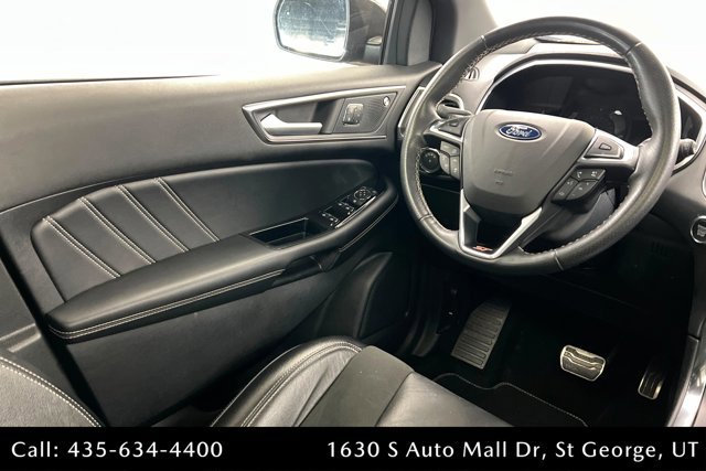 Used 2019 Ford Edge ST image 11