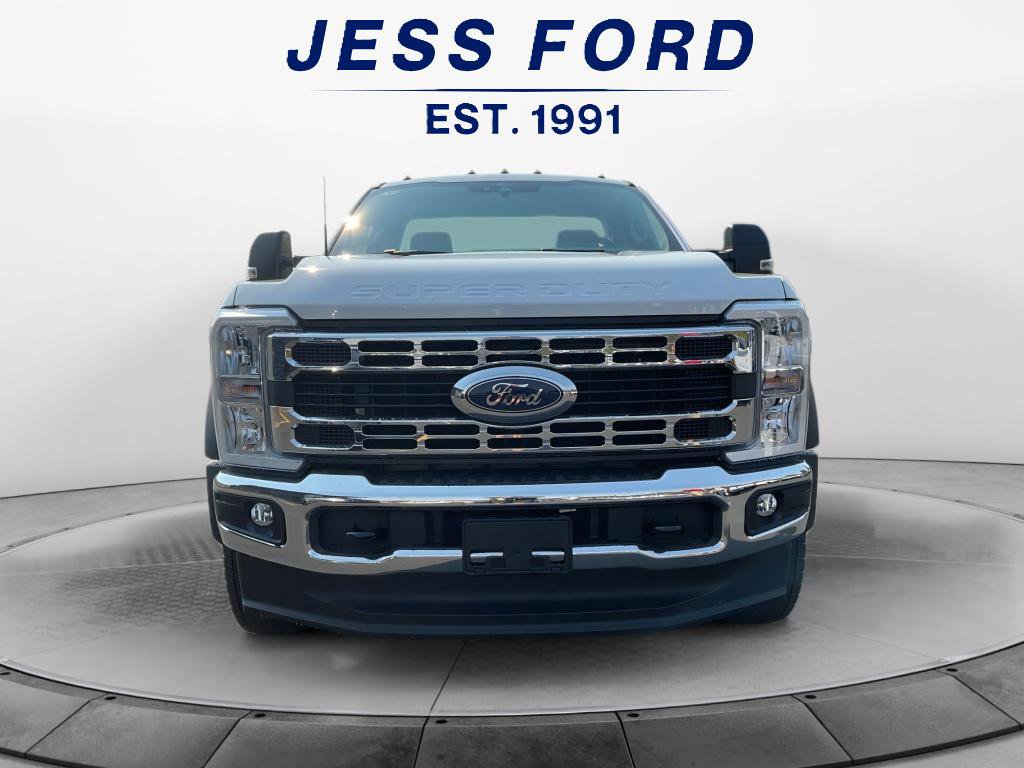 New 2026 Ford F550 4x4 Regular Cab Super Duty image 8