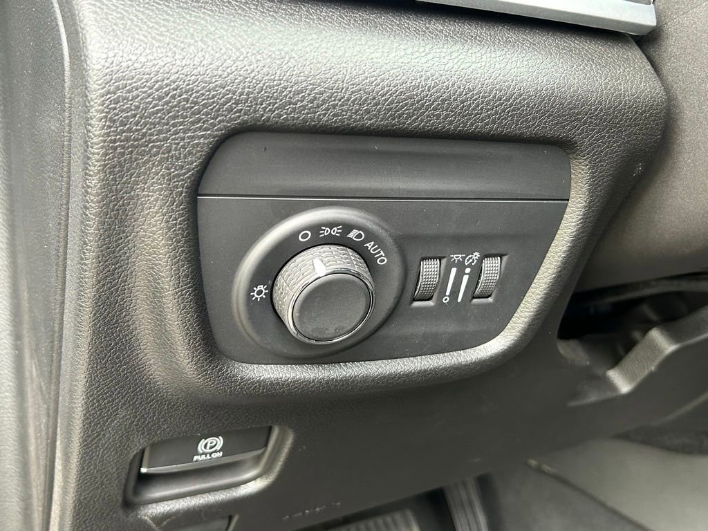 Certified 2024 Jeep Grand Cherokee Laredo X w/ Trailer Tow Package image 49