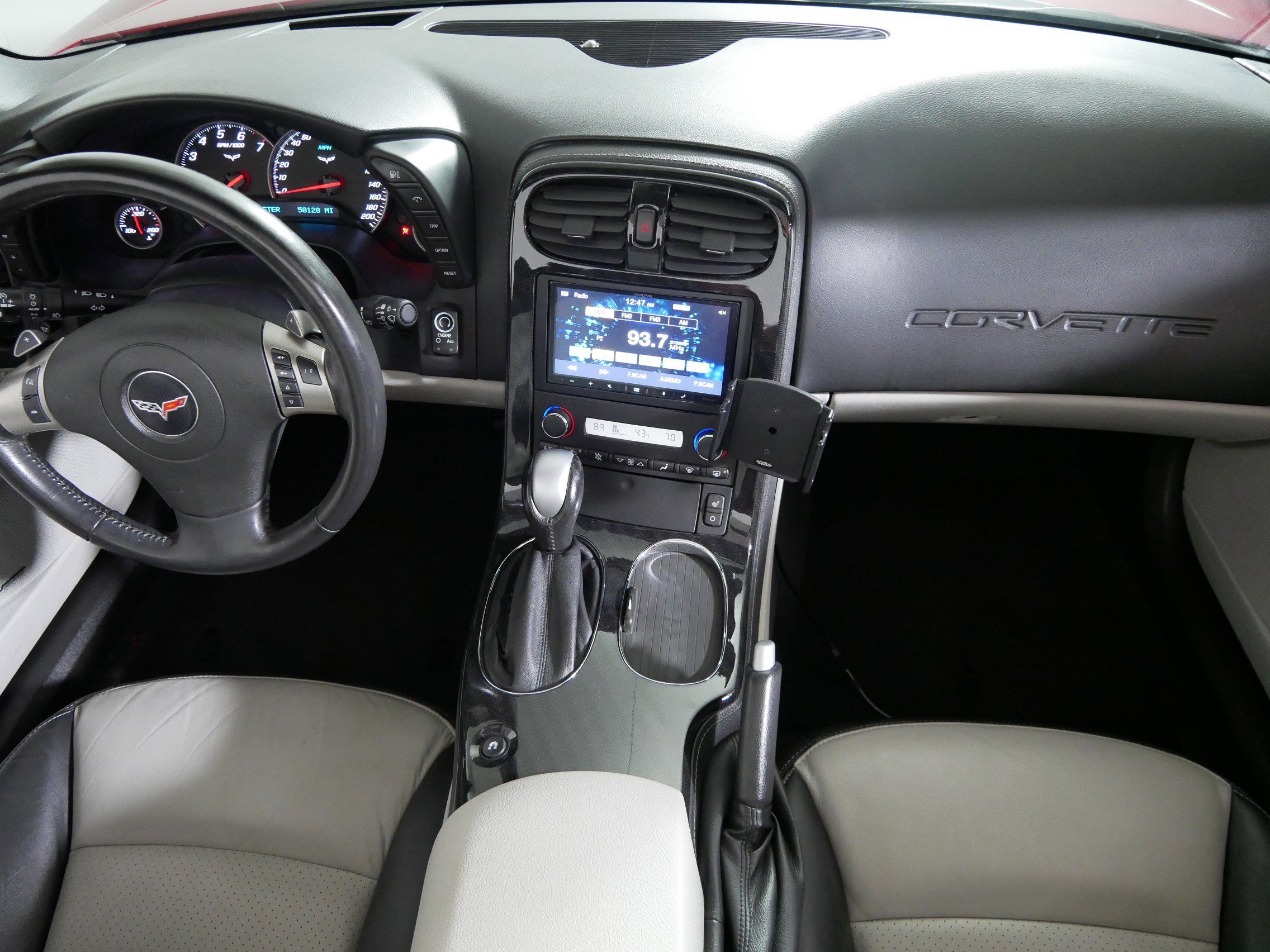 Used 2011 Chevrolet Corvette Grand Sport w/ Preferred Equipment Group image 10
