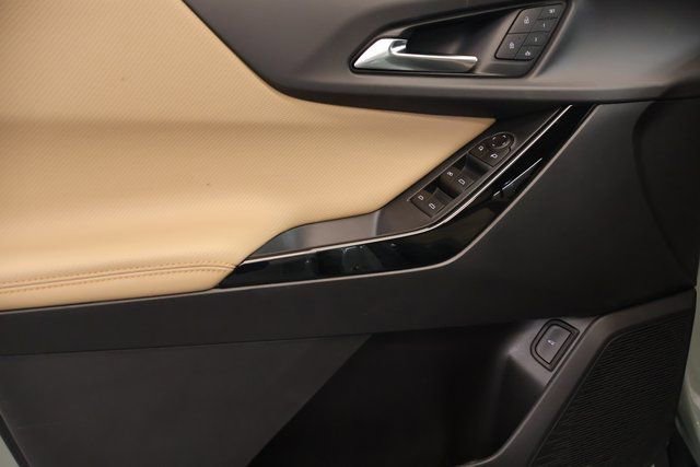 New 2026 Chevrolet Equinox ACTIV w/ Convenience Package III image 9