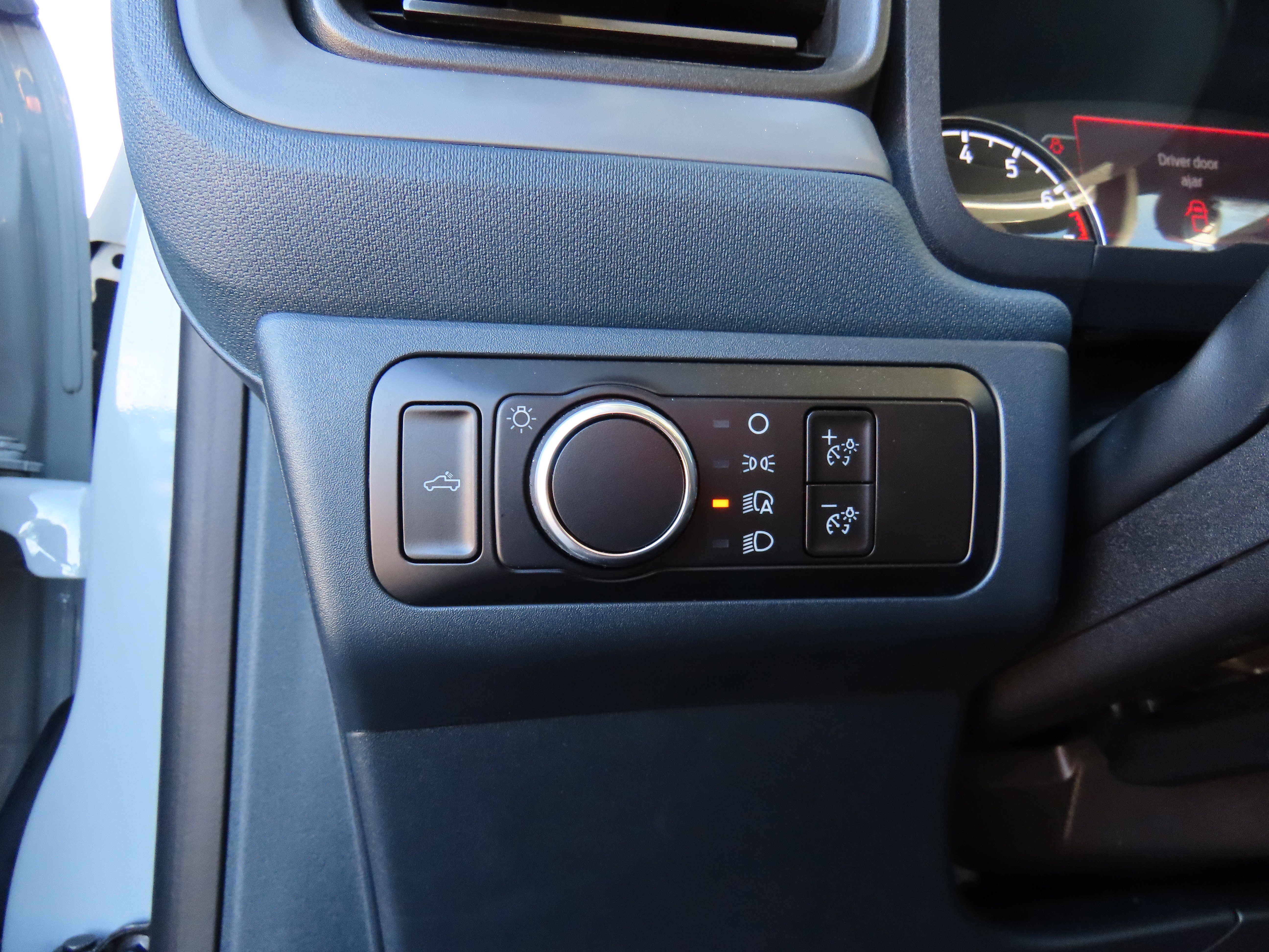 Used 2024 Ford Maverick Tremor w/ Tremor Off-Road Package image 39