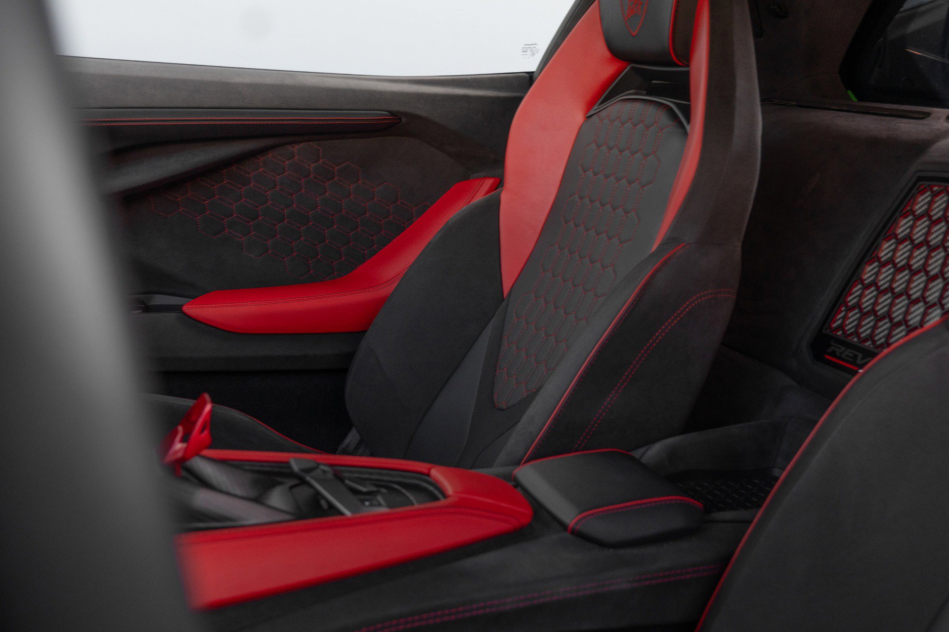 Used 2024 Lamborghini Revuelto image 53