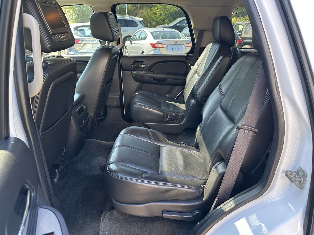 Used 2011 Chevrolet Tahoe LT w/ Luxury Package image 22