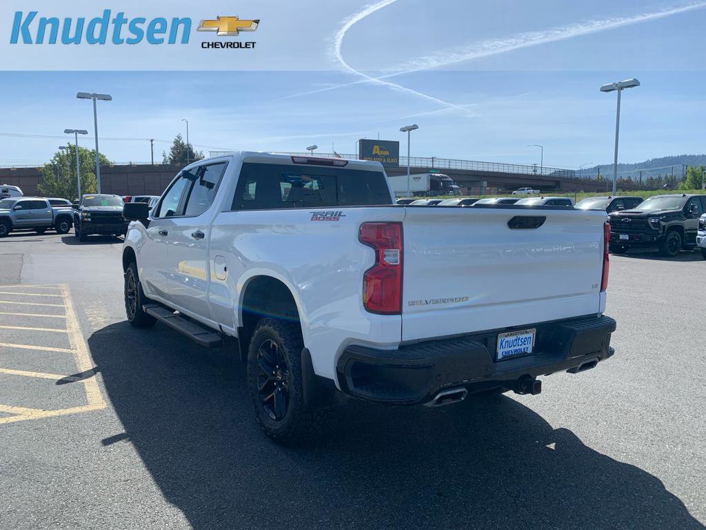 Used 2022 Chevrolet Silverado 1500 LT Trail Boss w/ Convenience Package II AWD/4WD image 5