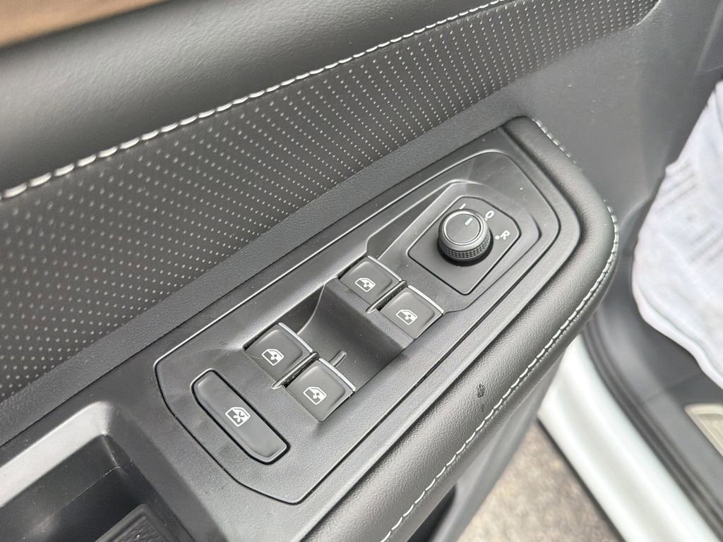 New 2026 Volkswagen Atlas SE image 27