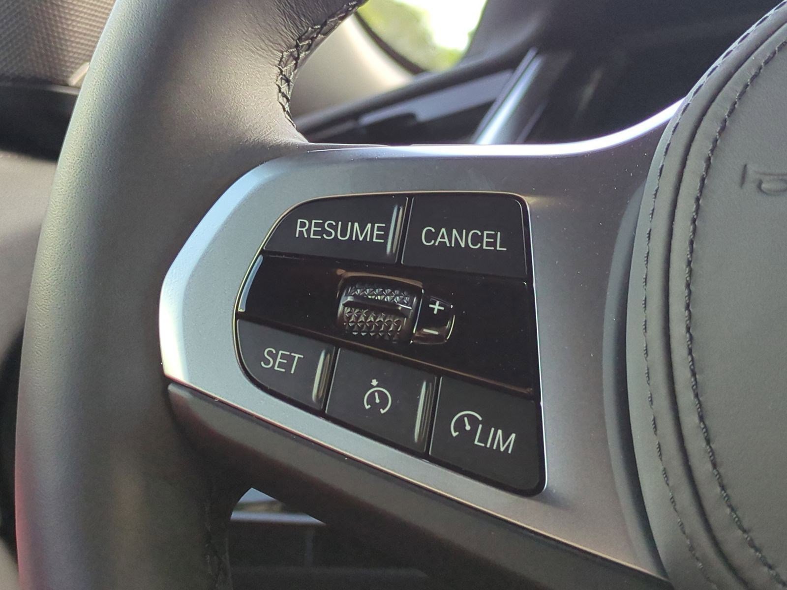 Used 2026 BMW Z4 M40i w/ Shadowloine Package image 19