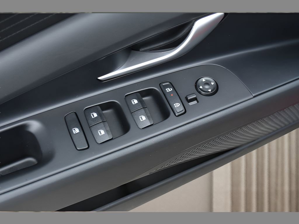 New 2026 Hyundai Elantra SE image 17